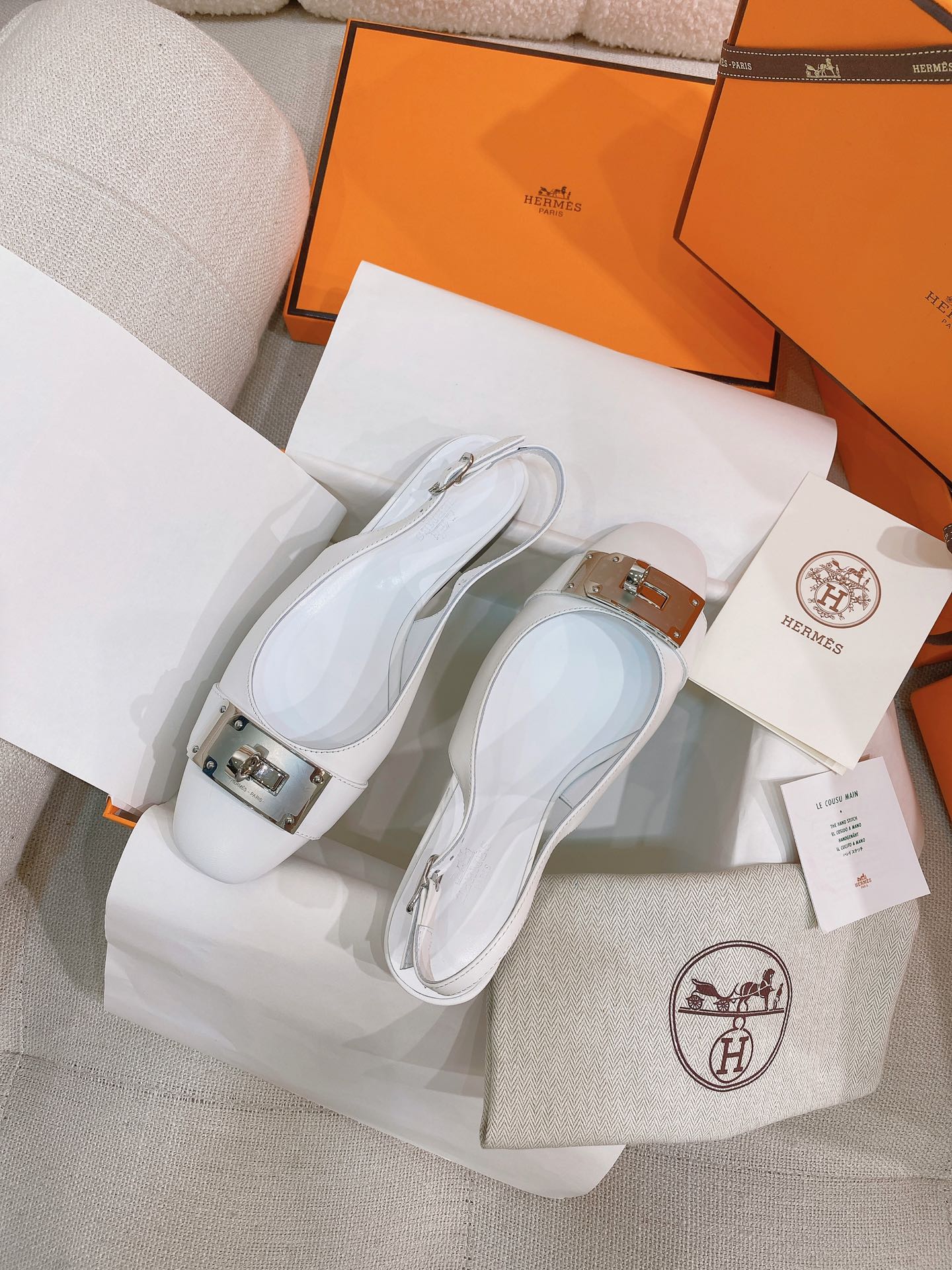 HM 26S INNOCENTE SLINGBACK IN WHITE CALFSKIN SILVER HARDWARE