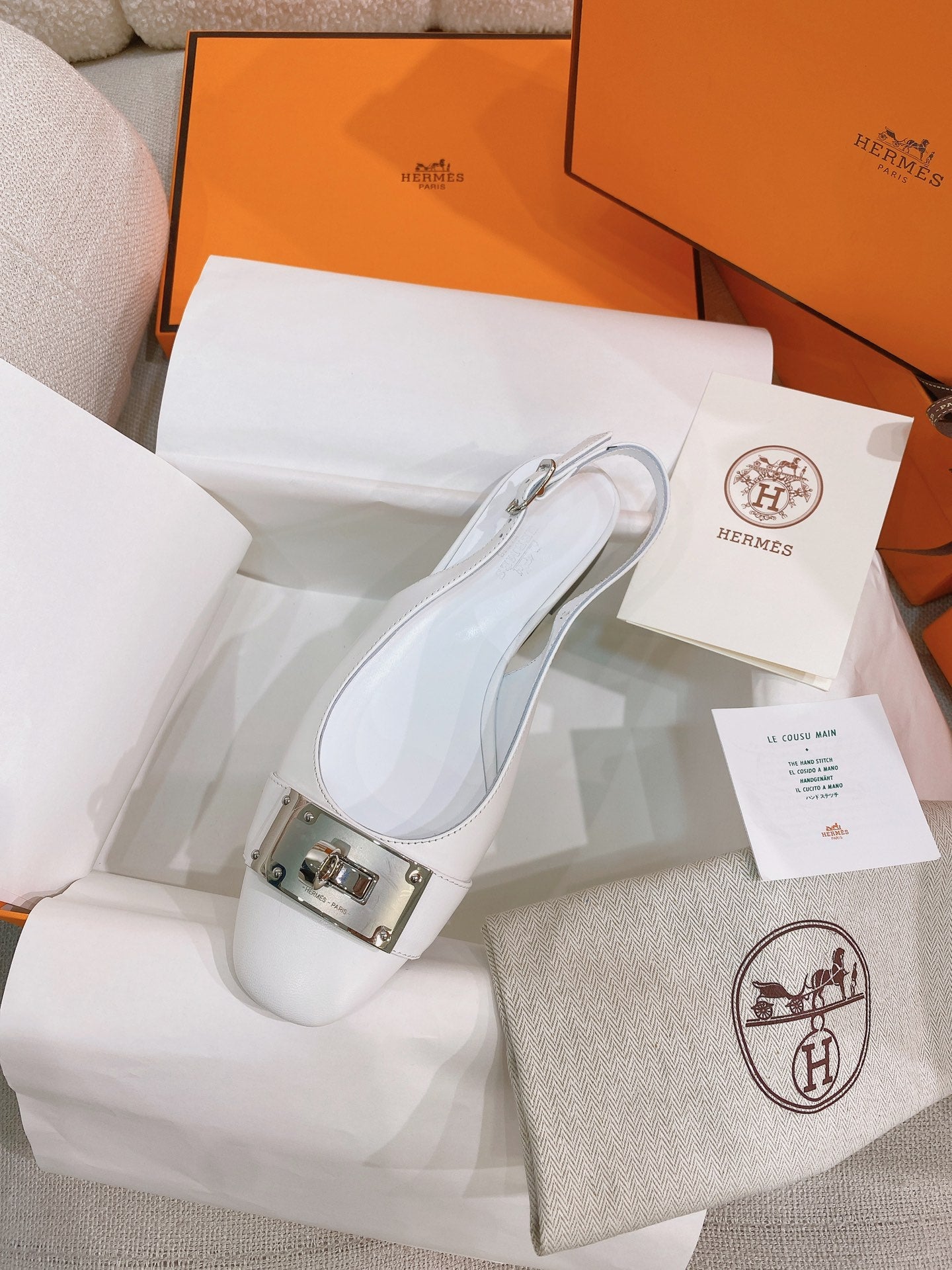 HM 26S INNOCENTE SLINGBACK IN WHITE CALFSKIN SILVER HARDWARE