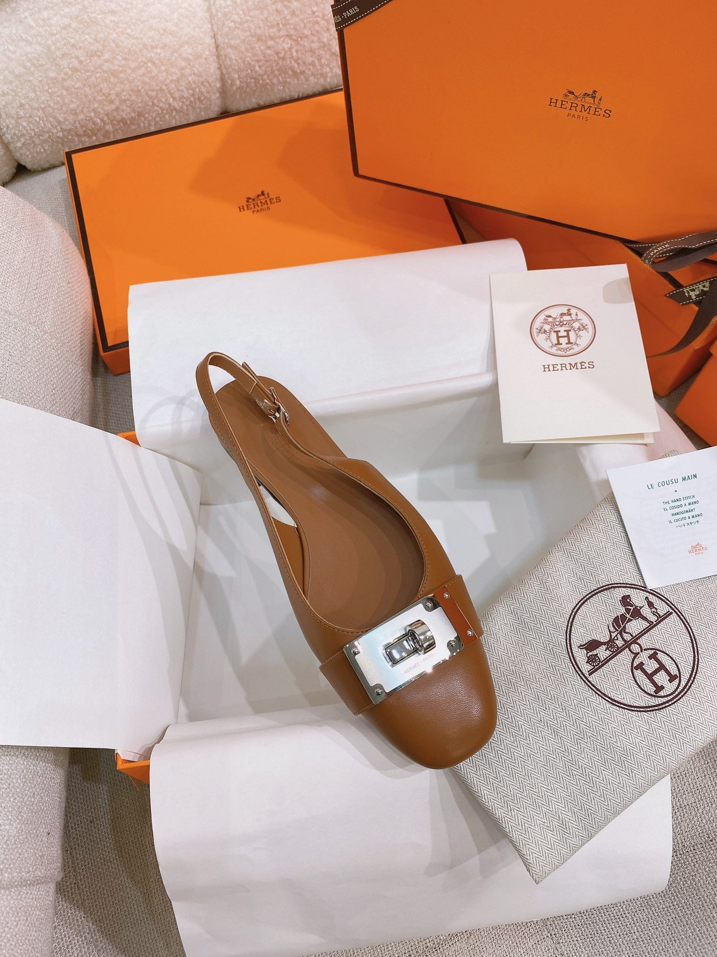 HM 26S INNOCENTE SLINGBACK IN CARAMEL BROWN CALFSKIN SILVER HARDWARE