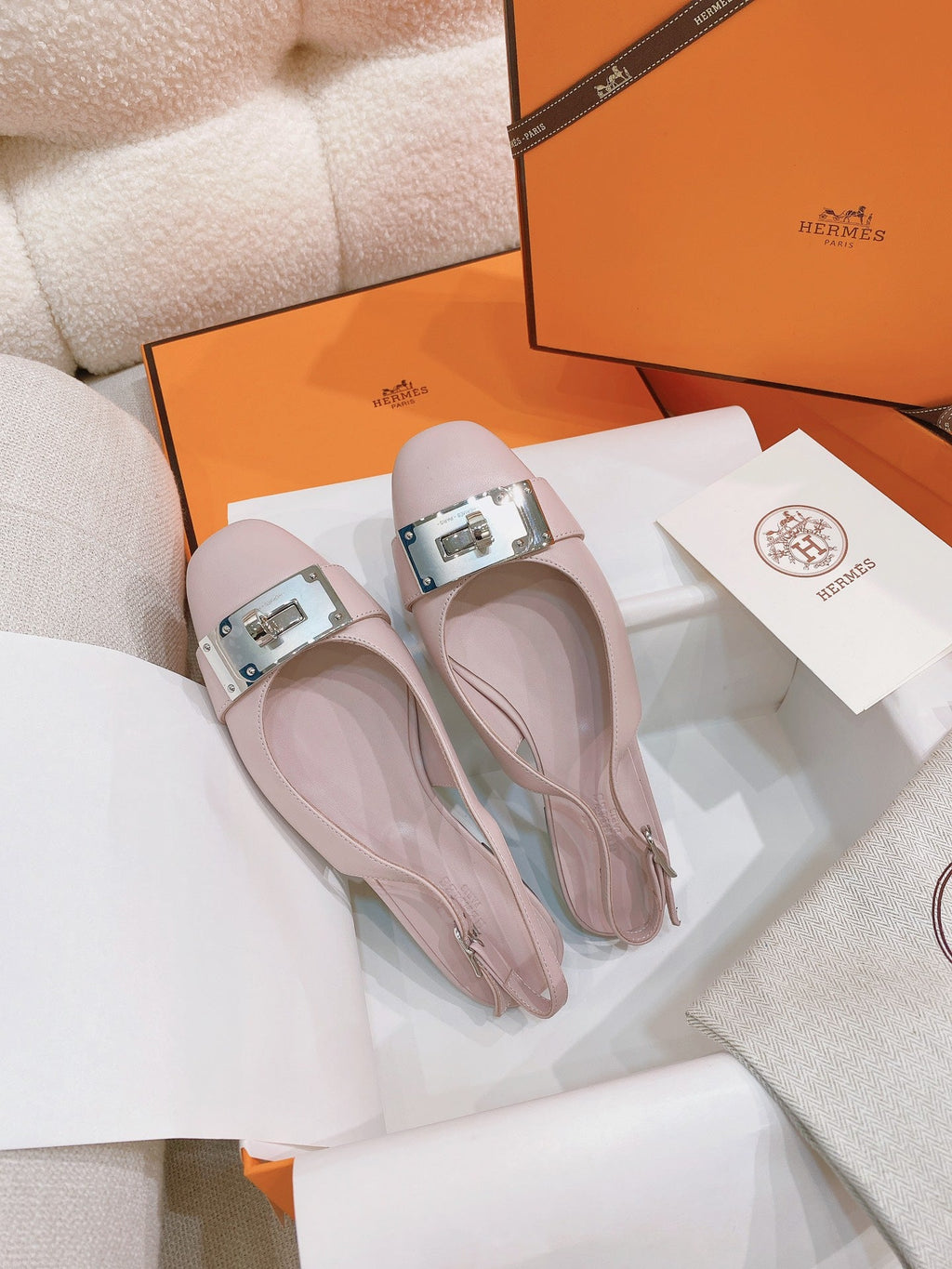 HM 26S INNOCENTE SLINGBACK IN LIGHT PINK CALFSKIN SILVER HARDWARE