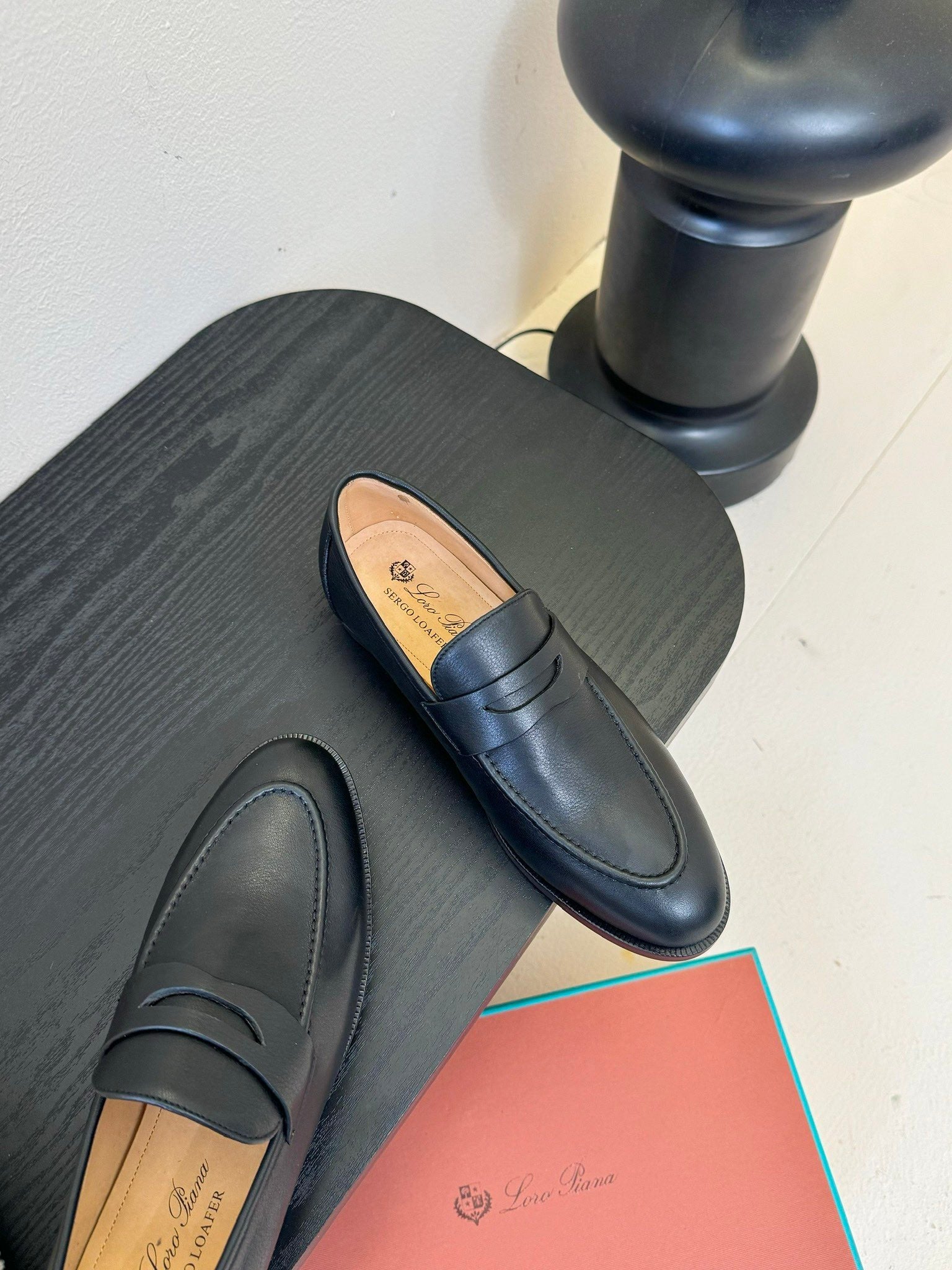LOAFERS IN BLACK LAMBSKIN