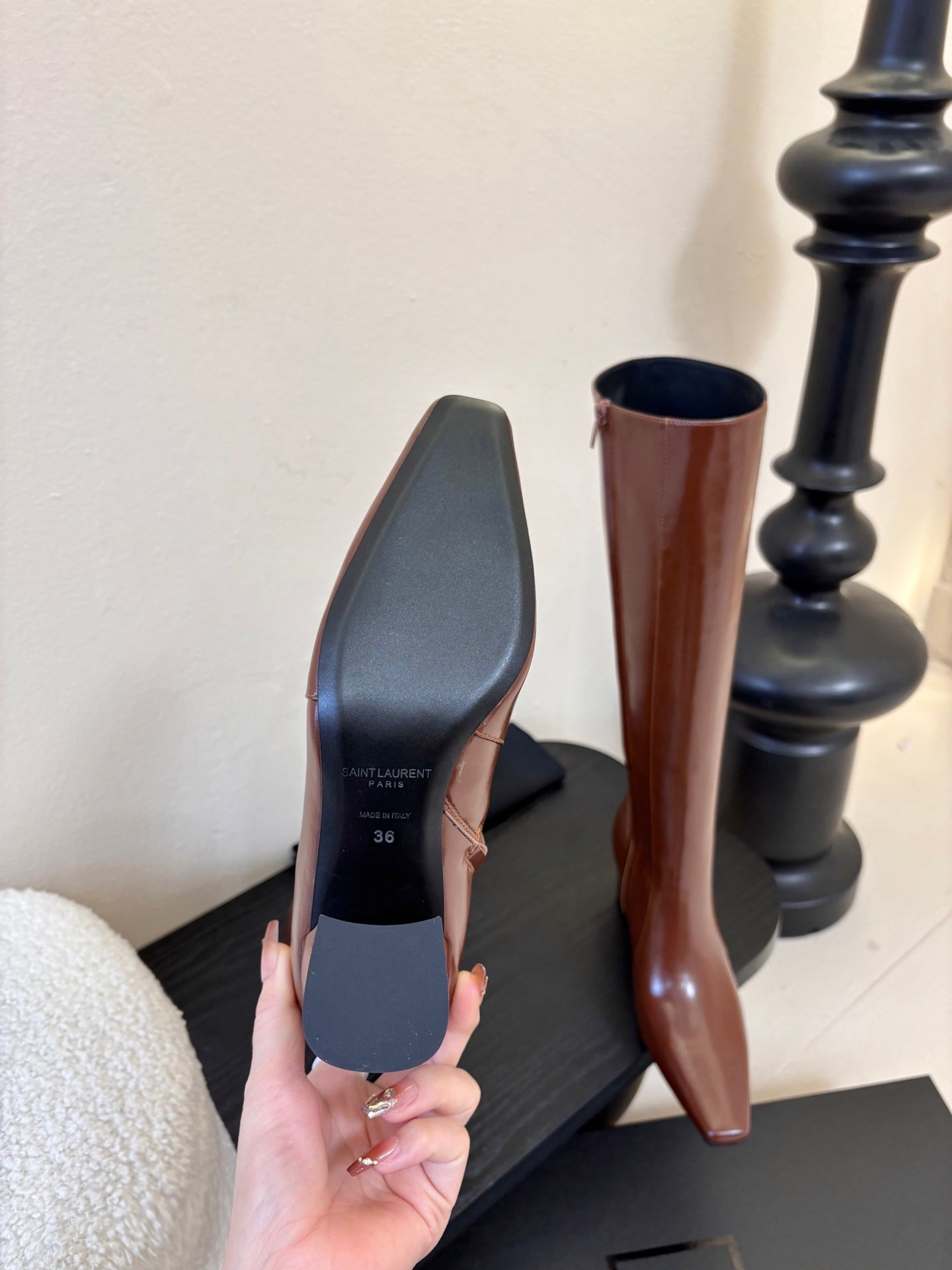 YSL 26S KNEE-HIGH HEELED BOOTS IN BROWN SHINY CALFSKIN