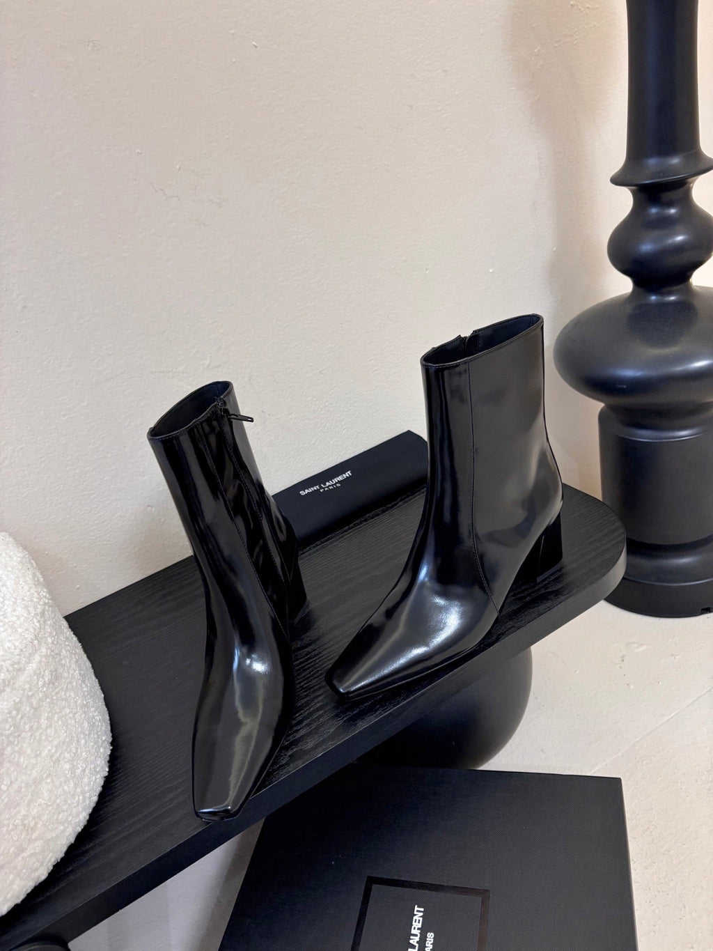 YSL 26S HEELED ANKLE BOOTS IN BLACK SHINY CALFSKIN