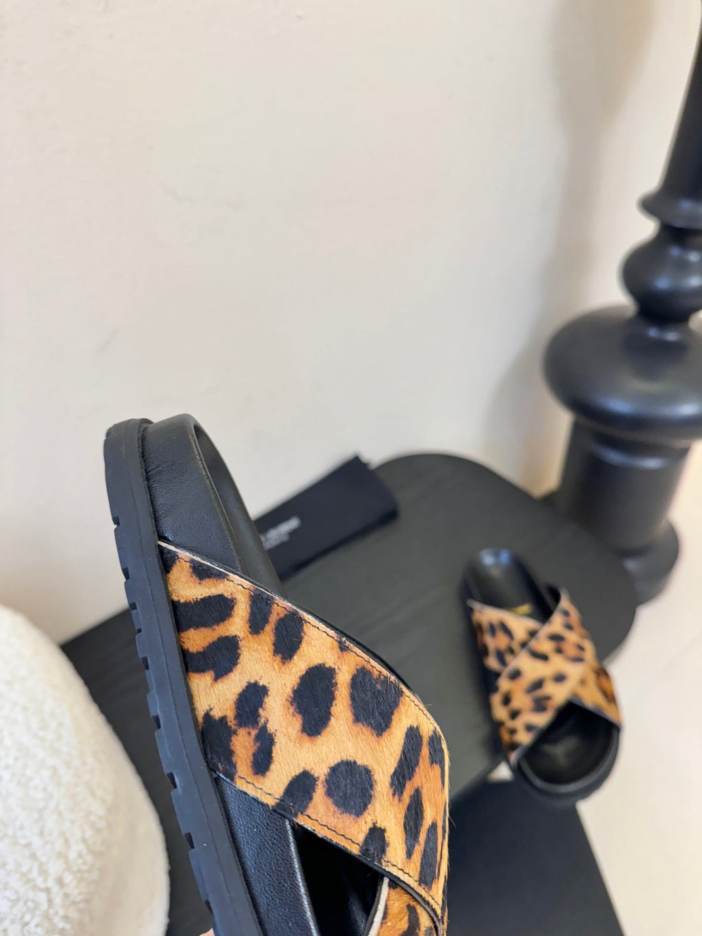 YSL 26S CROSS-STRAP SANDALS IN LEOPARD PRINT CALFSKIN HAIR STYLE 1