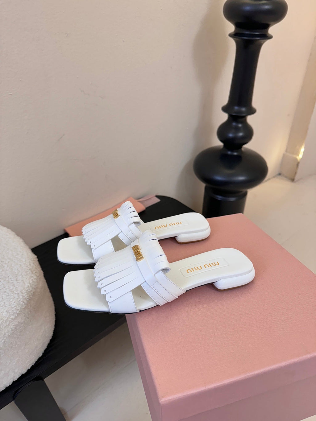 MIUMIU 26S FLAT SLIPPERS IN WHITE CALFSKIN