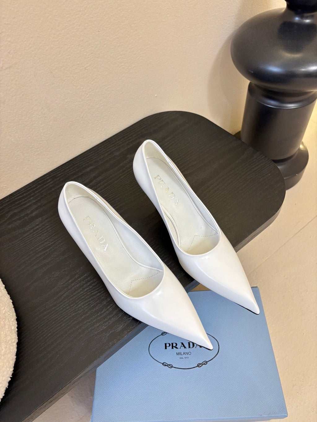 PRADA 26S POINTED-TOE HIGH HEELS IN WHITE LAMBSKIN