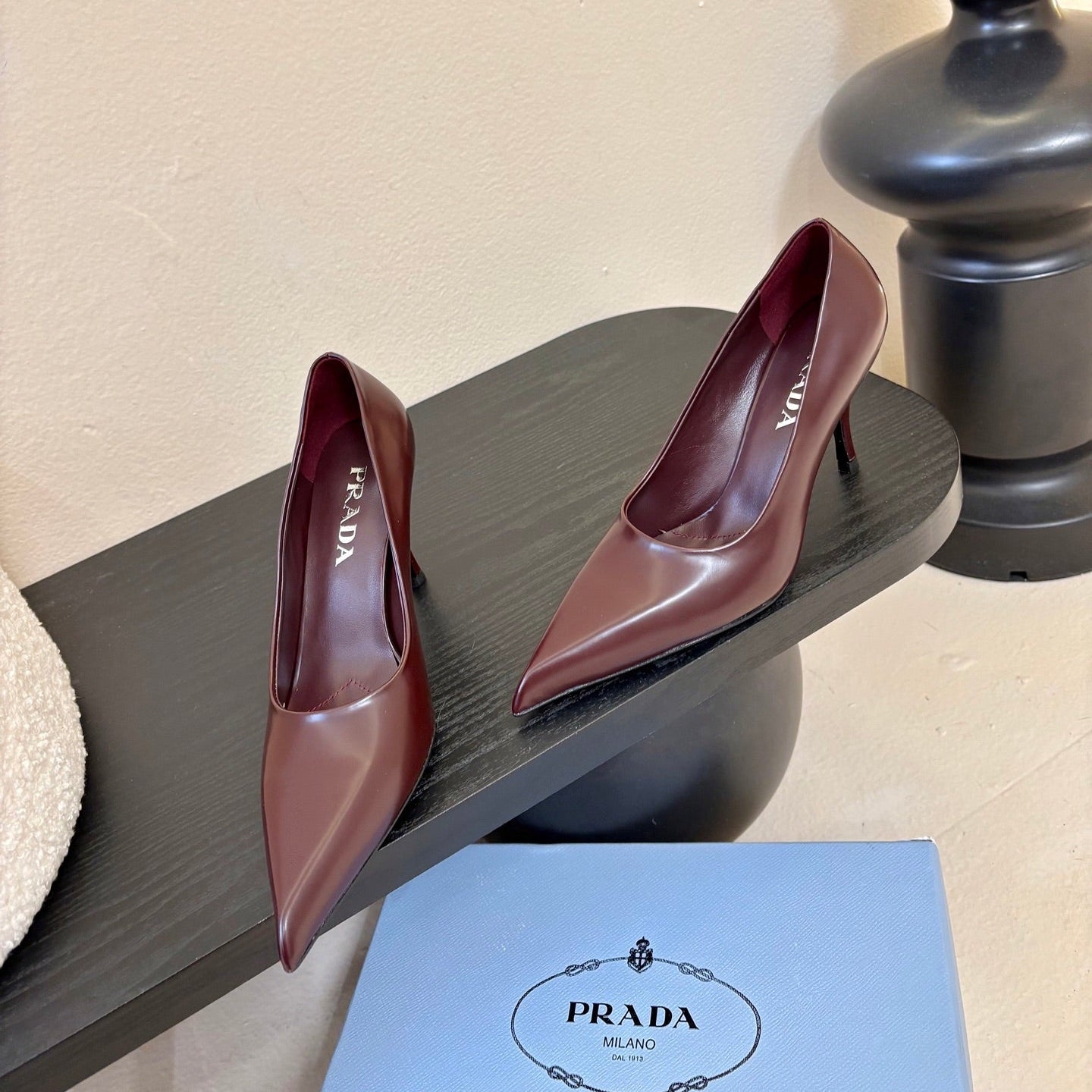 PRADA 26S POINTED-TOE HIGH HEELS IN BURGUNDY RED LAMBSKIN