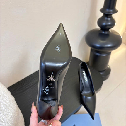 PRADA 26S POINTED-TOE HIGH HEELS IN BLACK LAMBSKIN