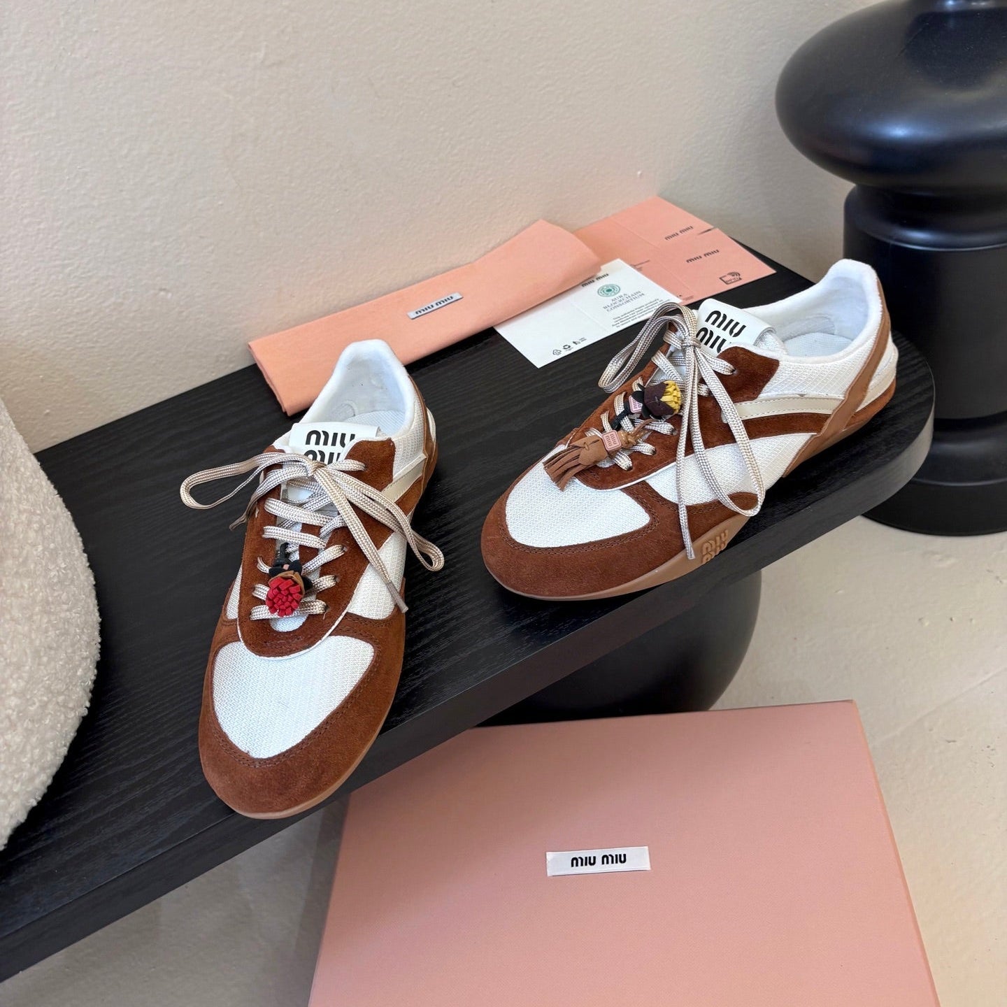 MIUMIU 26S SNEAKERS IN WHITE AND CARAMEL BROWN SUEDE AND MESH