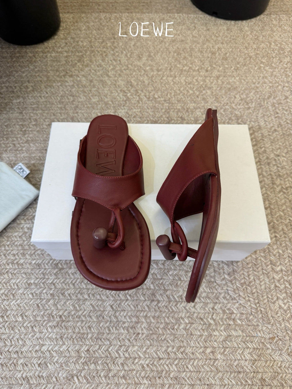 LOEWE 26S TOGGLE FLAT SANDAL IN DARK BROWN CALFSKIN