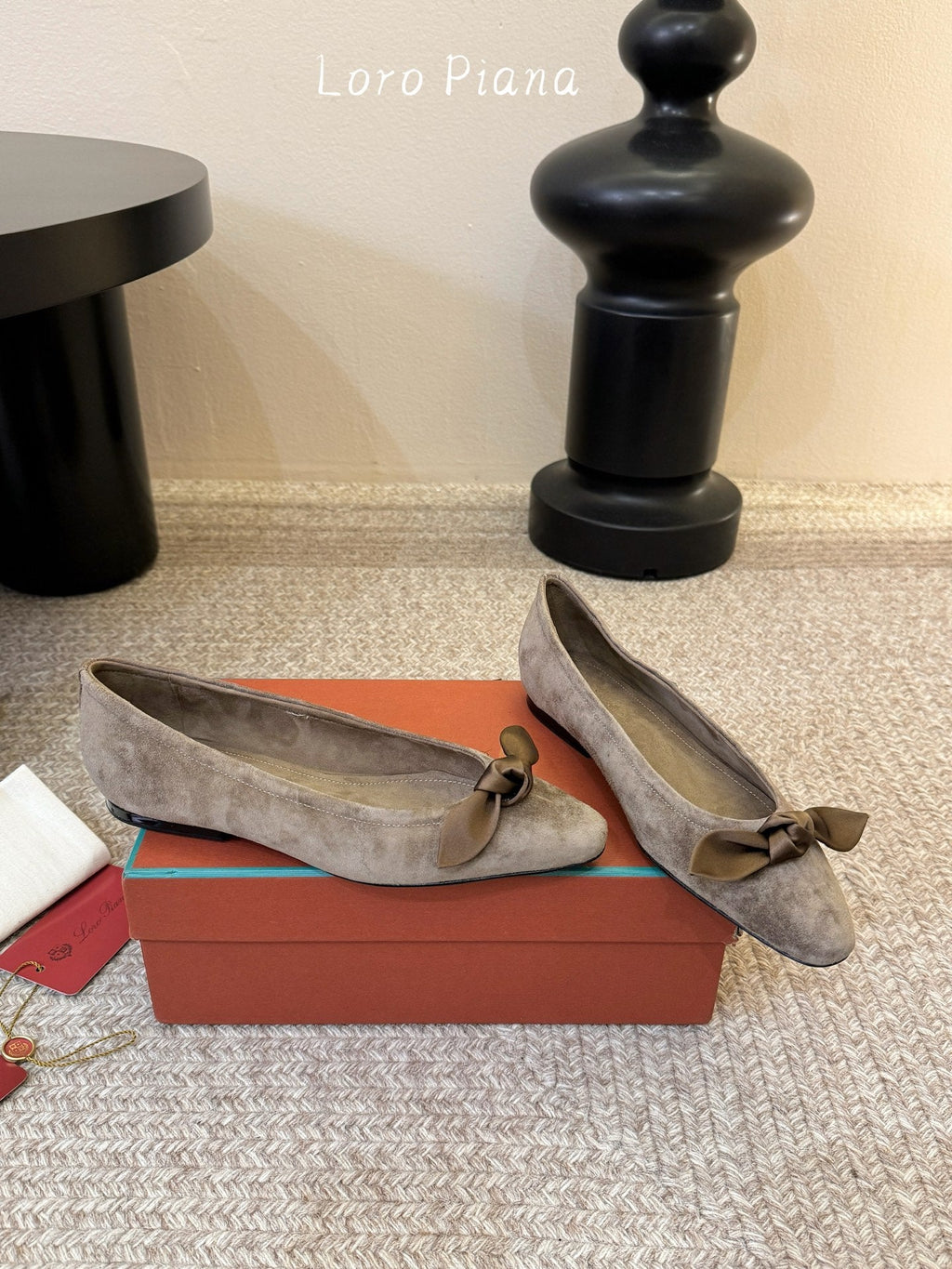 LP 26S BALLET FLATS IN BROWN SUEDE WITH SATIN BOW
