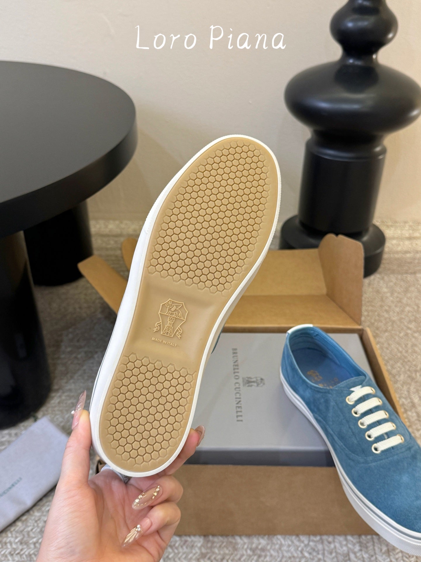 LP 26S LACE-UP SNEAKERS IN BLUE SUEDE