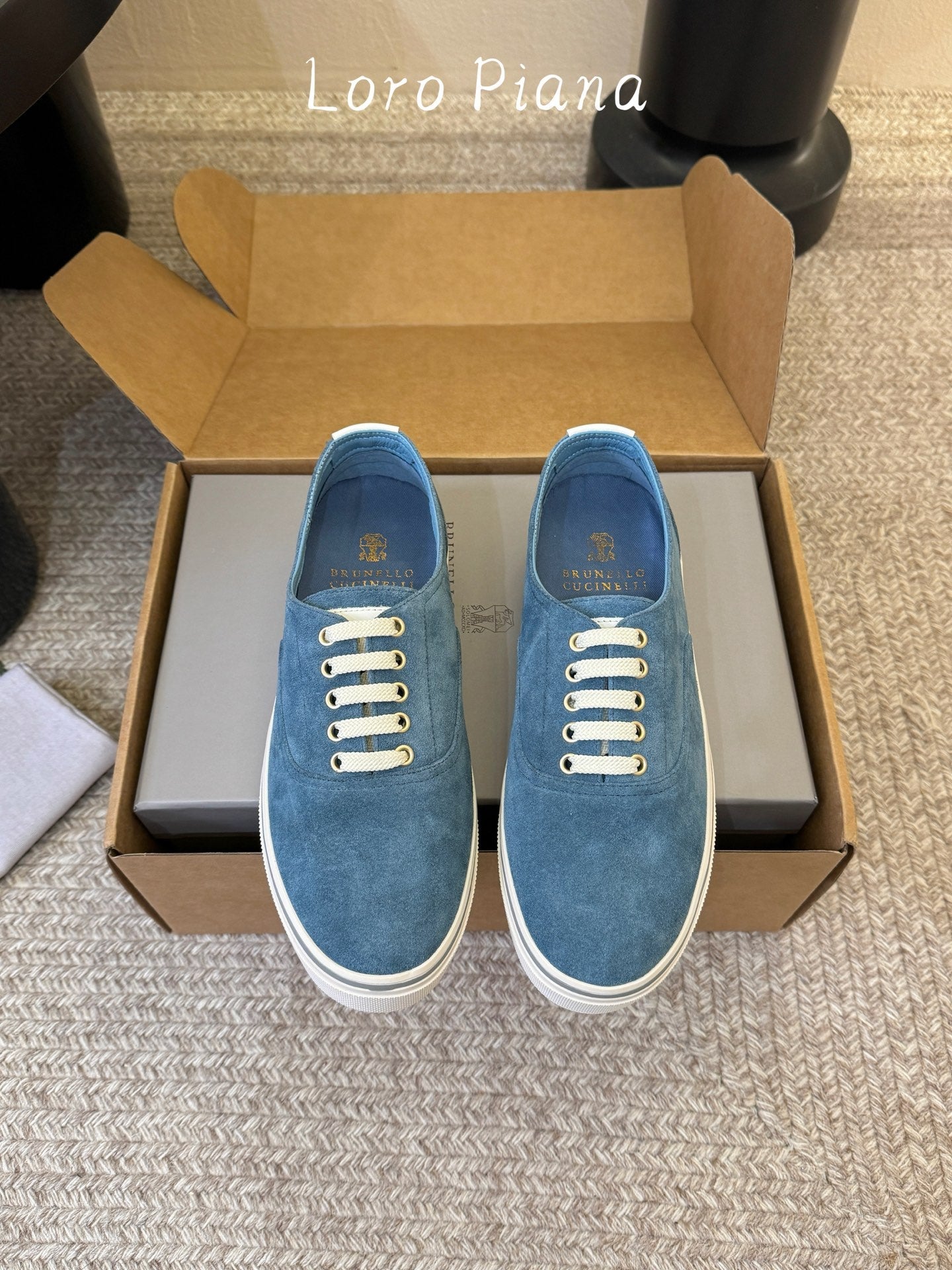 LP 26S LACE-UP SNEAKERS IN BLUE SUEDE