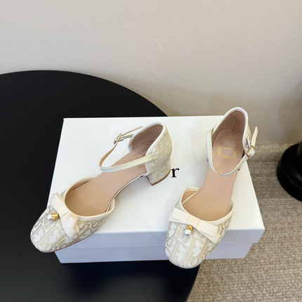DIOR 26S HEEL ANKLE STRAP PUMPS IN BEIGE DIOR OBLIQUE EMBROIDERED CANVAS WITH BOW