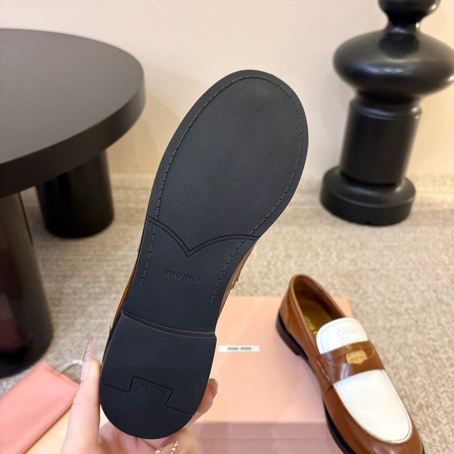 MIUMIU 26S COIN PENNY LOAFERS IN BROWN MIX WHITE CALFSKIN