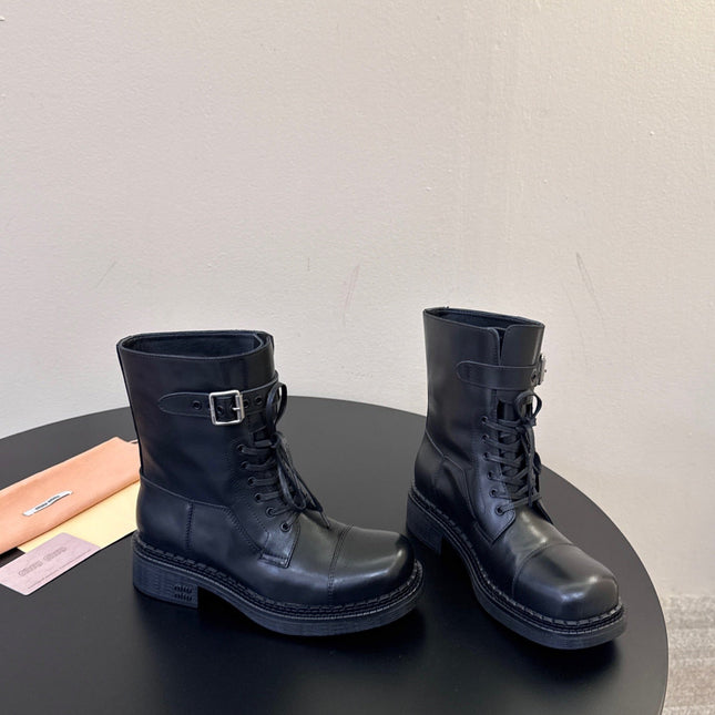 MIUMIU 26S LACE-UP ANKLE BOOTS IN BLACK CALFSKIN