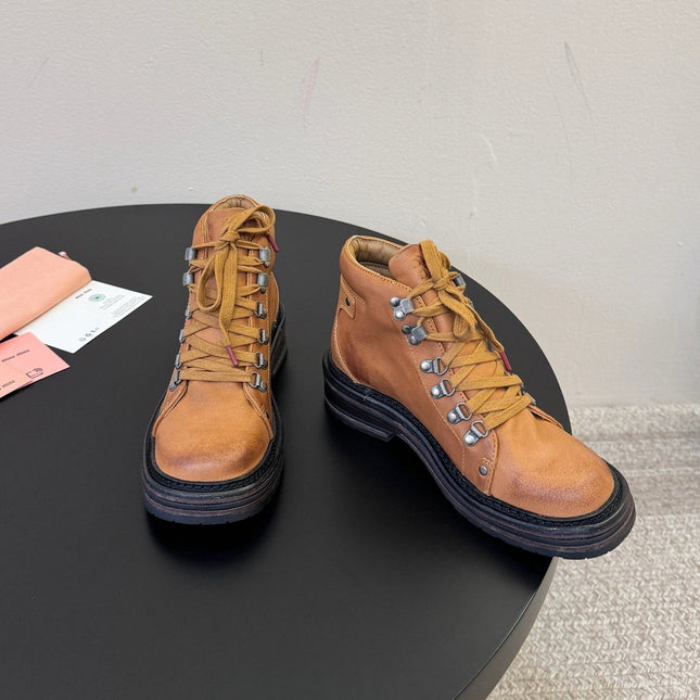 MIUMIU 26S ANKLE MOUNTAIN BOOTS IN CAMEL BROWN CALFSKIN