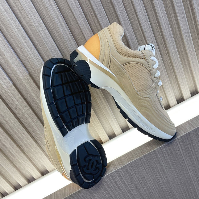 CHANEL 26S SNEAKER 35 MM IN BEIGE MESH AND CALFSKIN LOW TOP