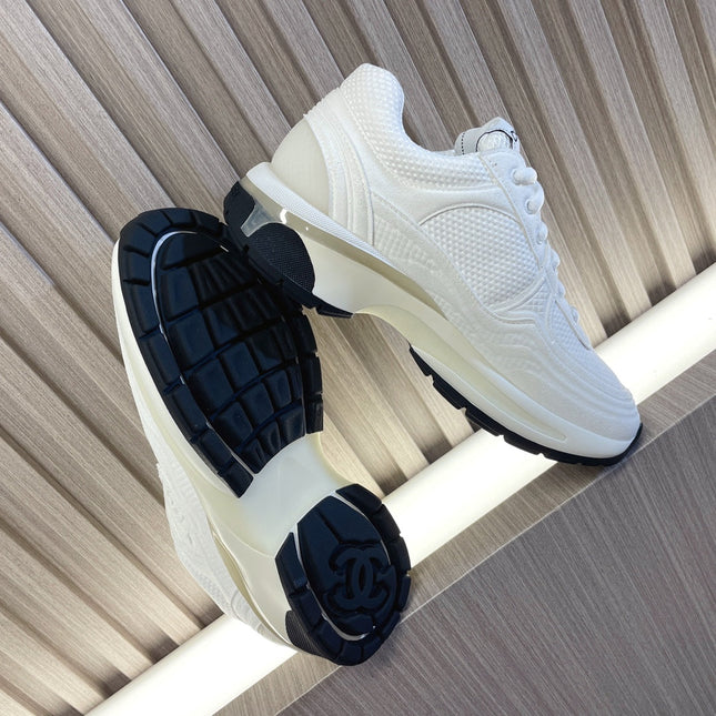 CHANEL 26S SNEAKER 35 MM IN CREAM WHITE MESH AND CALFSKIN LOW TOP
