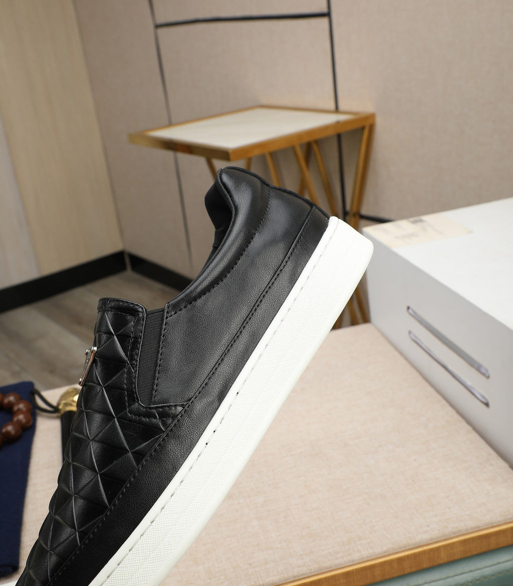 PRA LOAFER IN BLACK EMBOSSED CALFSKIN