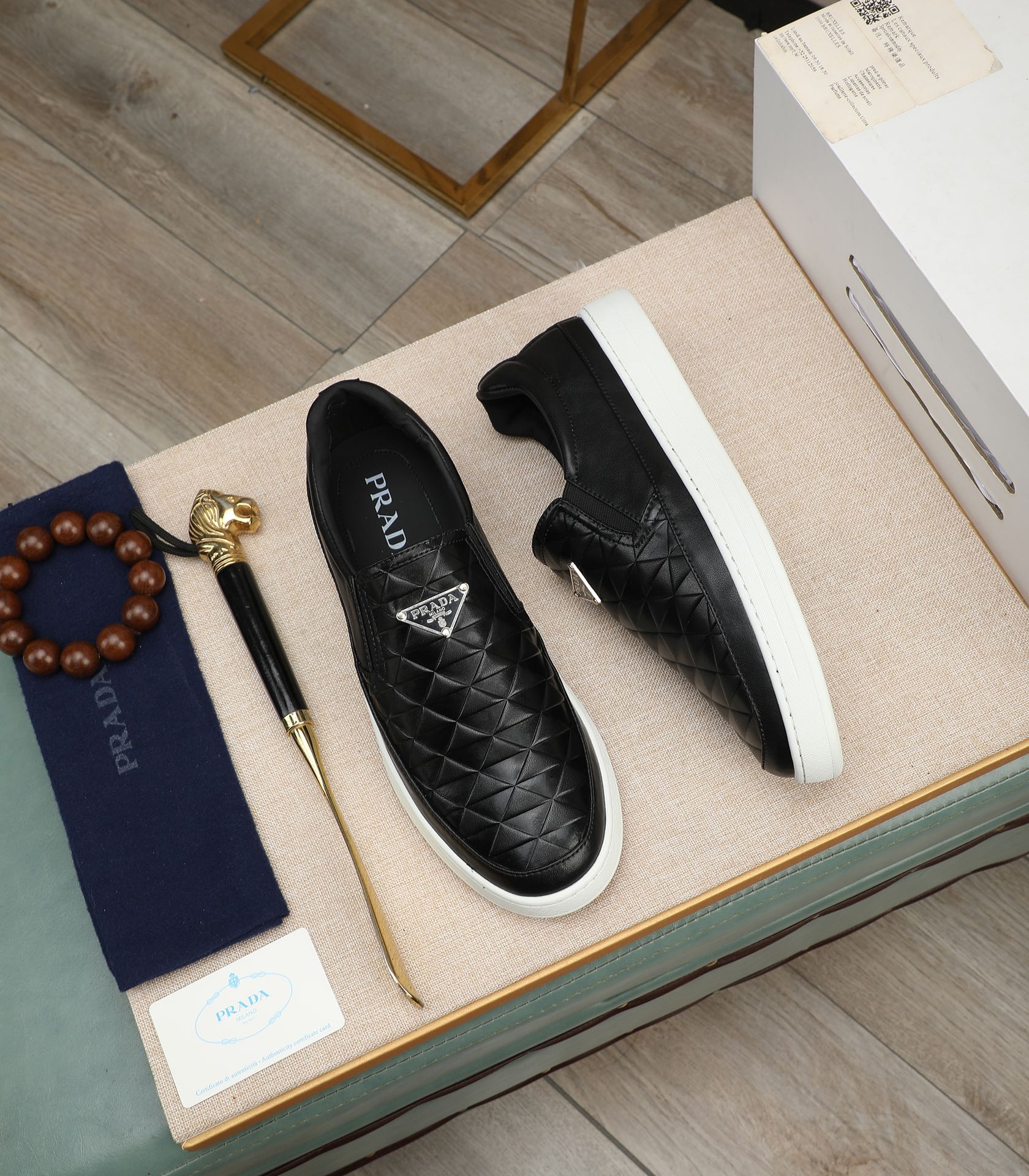 PRA LOAFER IN BLACK EMBOSSED CALFSKIN