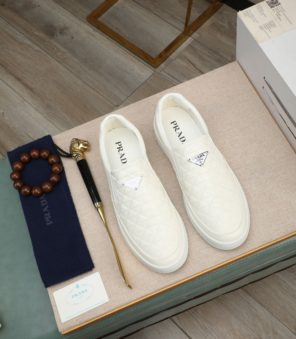 PRA LOAFER IN BEIGE CREAM EMBOSSED CALFSKIN