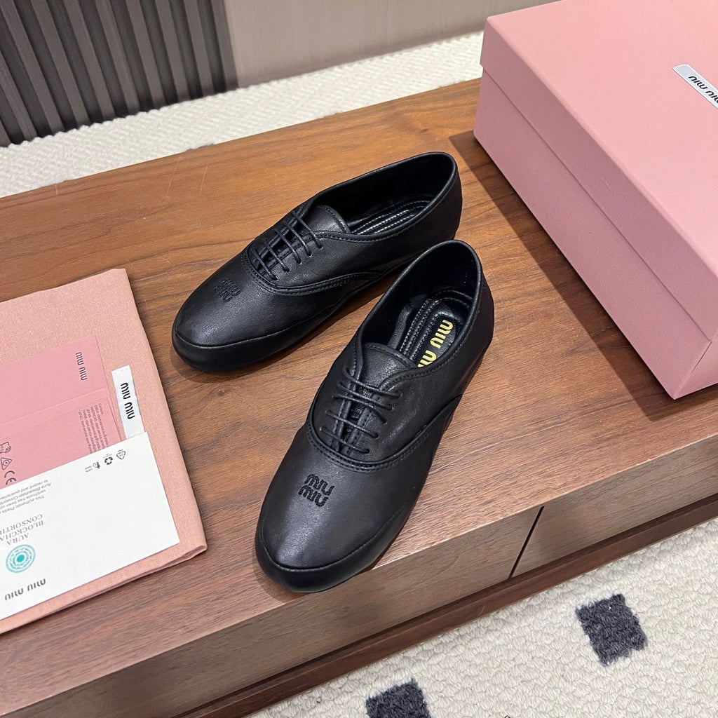 MIUMIU 26S OXFORD IN BLACK LAMBSKIN