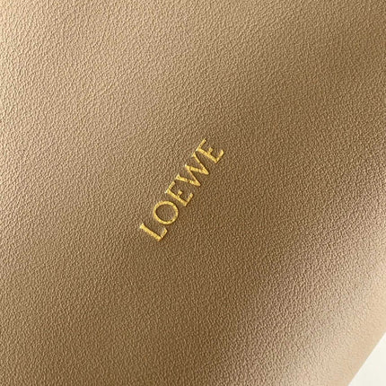 LOEWE FLAMENCO CLUTCH BAG 23 IN BEIGE CALFSKIN