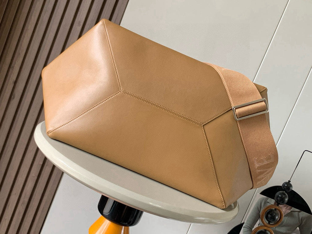 LOEWE 26S LARGE PUZZLE FOLD TOTE 59 IN CAMEL BROWN  CALFSKIN