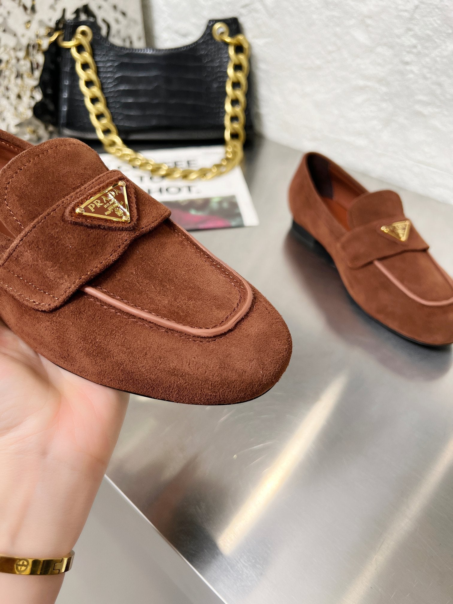 PRADA 26S CLASSIC LOAFERS IN CHOCOLATE BROWN LOGO SUEDE