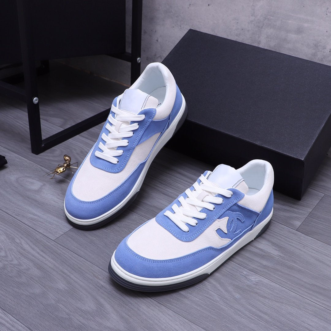 CC BLUE WHITE SUEDE LOW TOP SNEAKERS