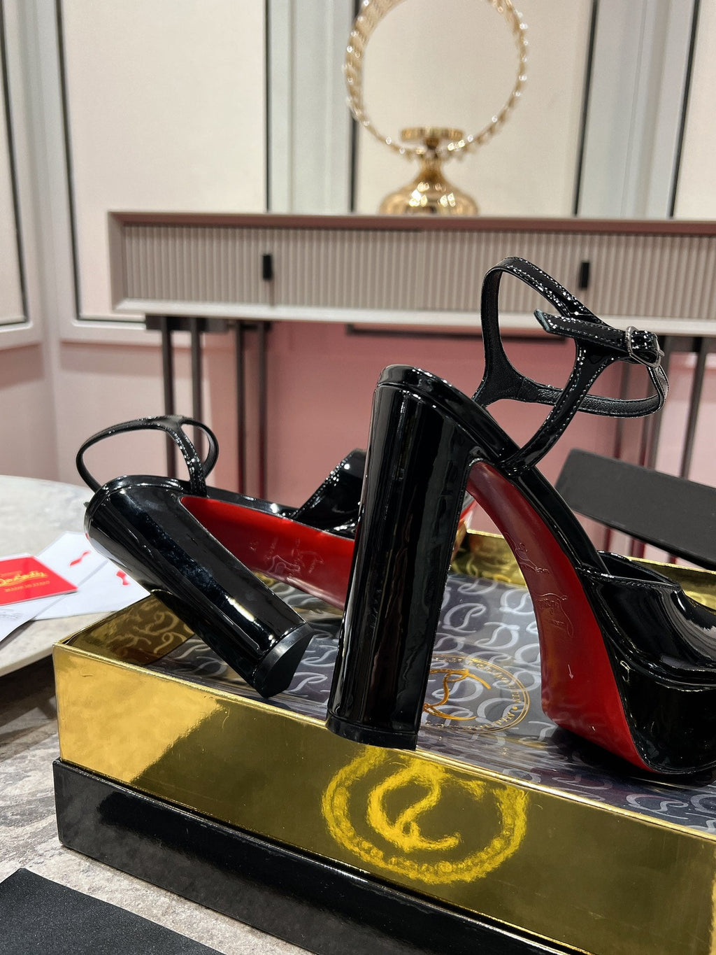 LOO PUMPS 130MM IN BLACK PATENT CALFSKIN