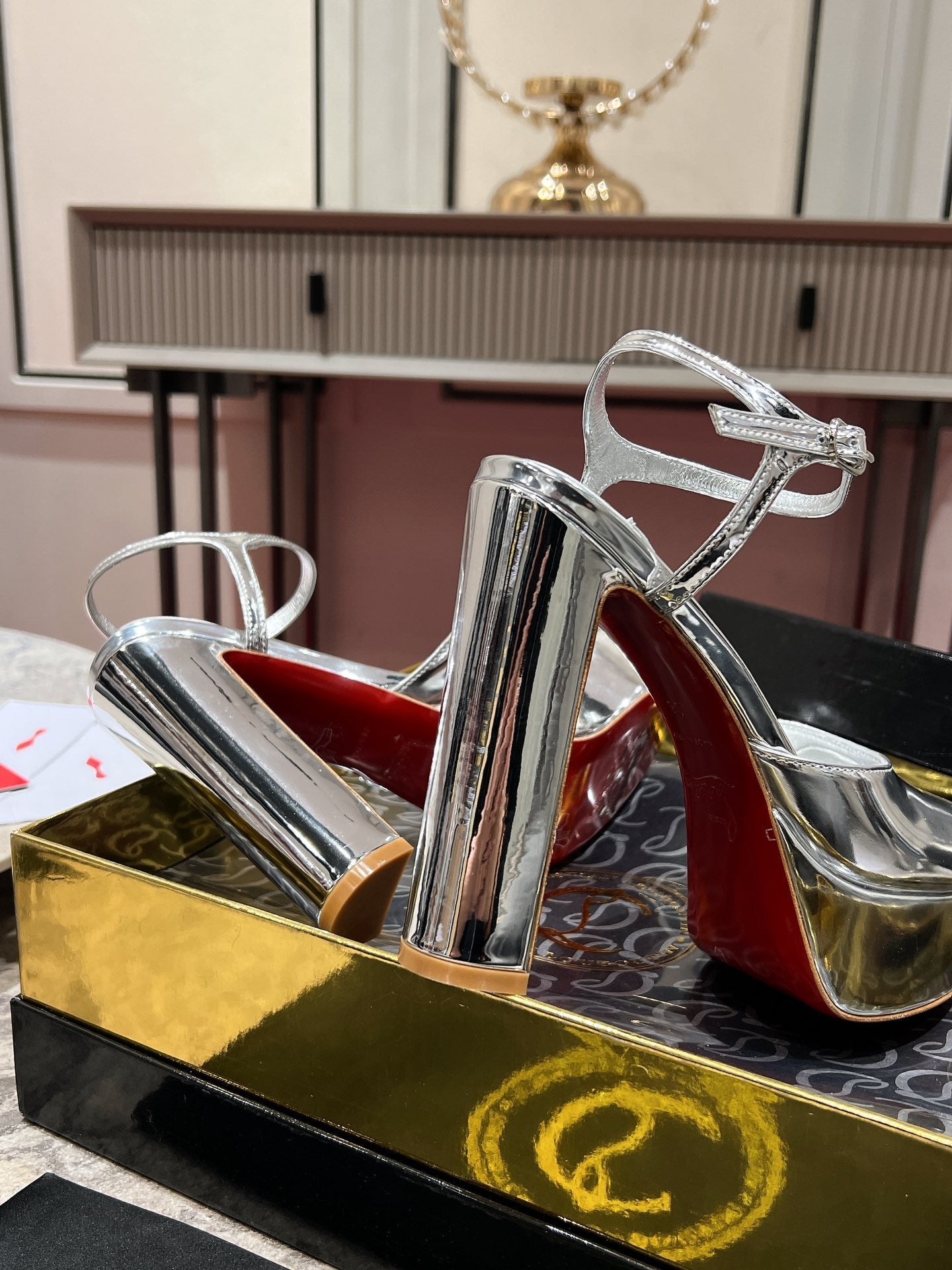 LOO PUMPS 130MM IN SILVER-TONE PATENT CALFSKIN