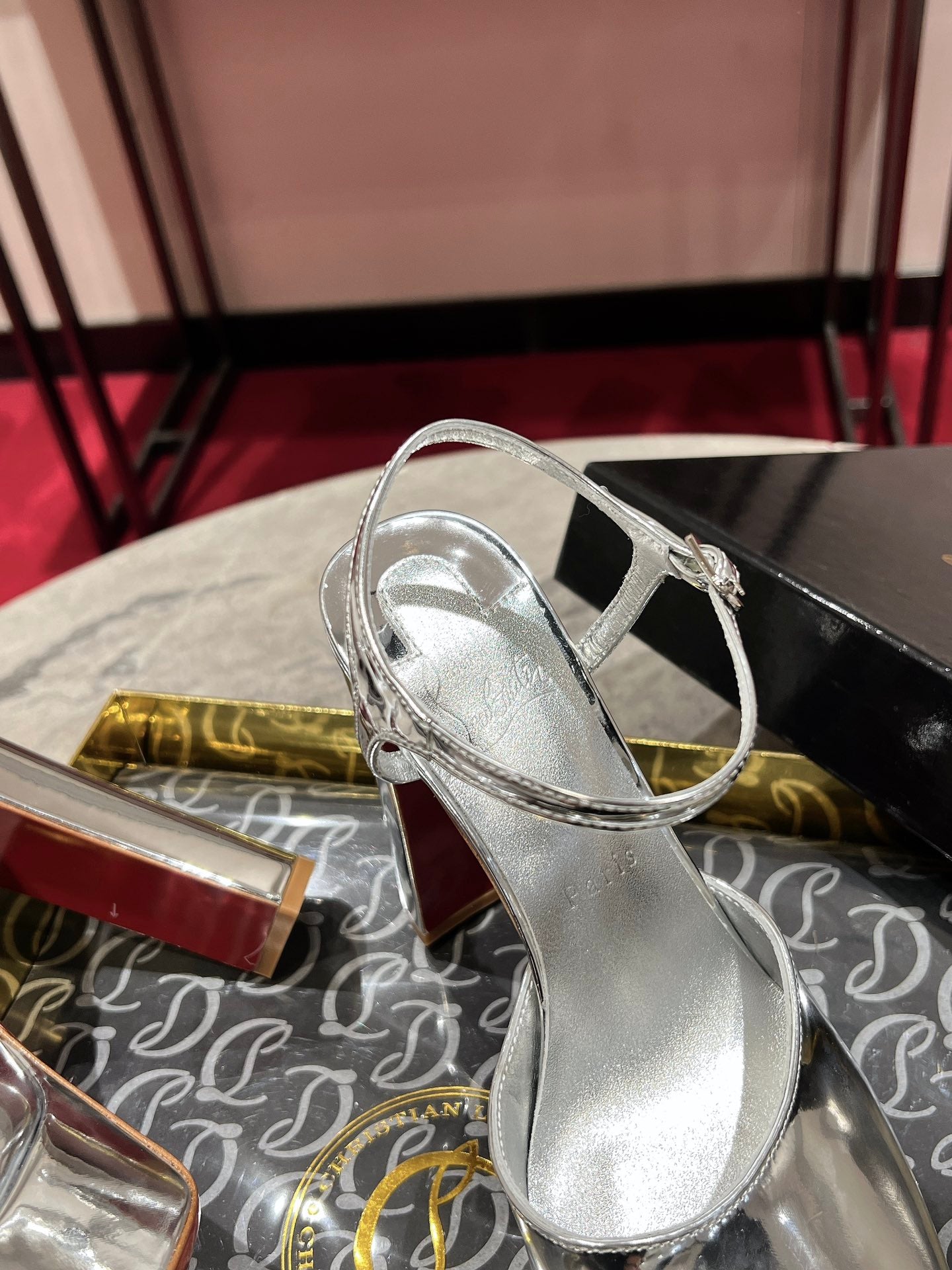 LOO PUMPS 130MM IN SILVER-TONE PATENT CALFSKIN