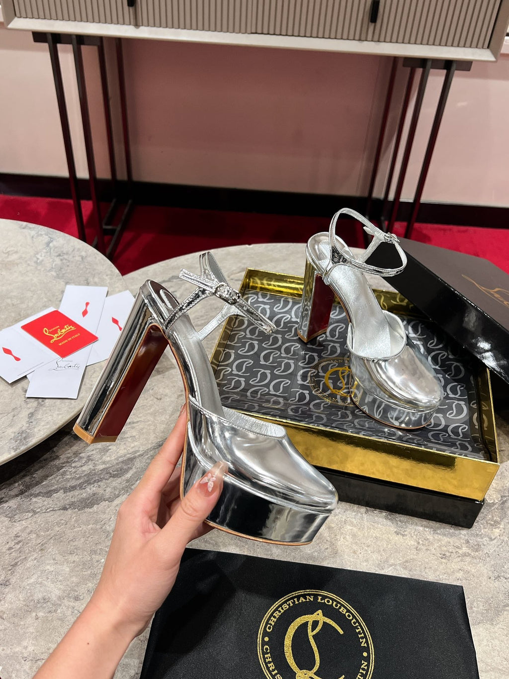 LOO PUMPS 130MM IN SILVER-TONE PATENT CALFSKIN