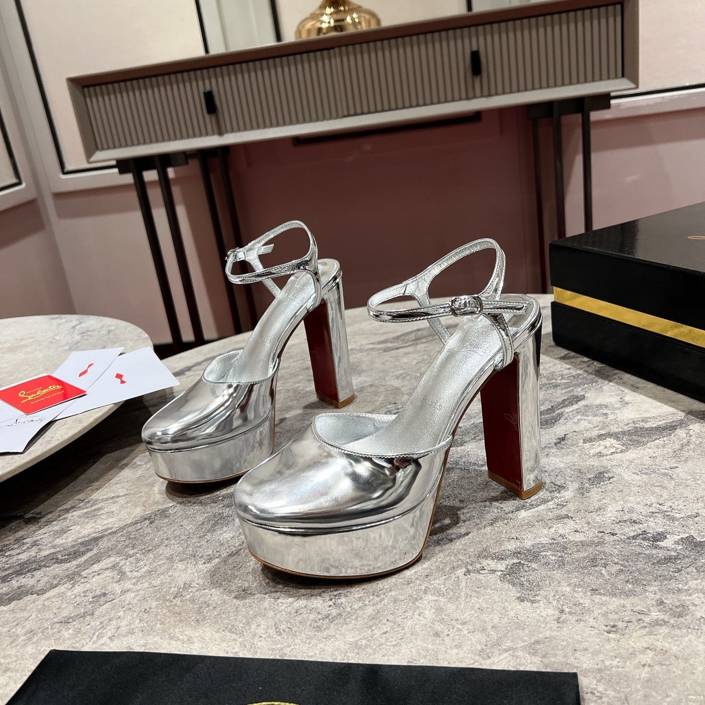LOO PUMPS 130MM IN SILVER-TONE PATENT CALFSKIN