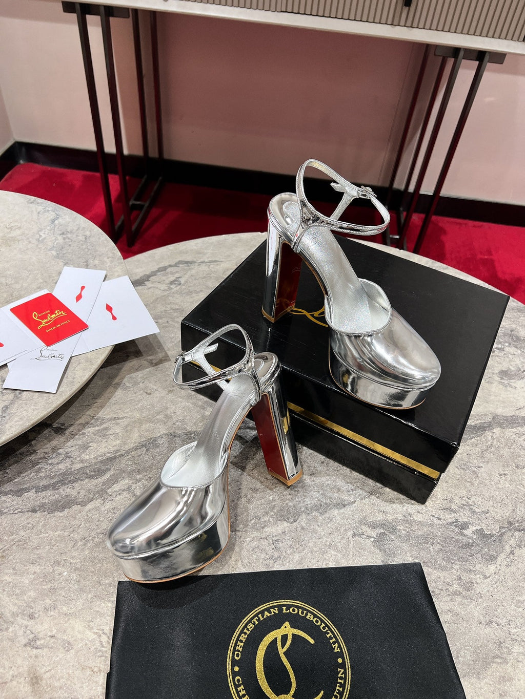 LOO PUMPS 130MM IN SILVER-TONE PATENT CALFSKIN