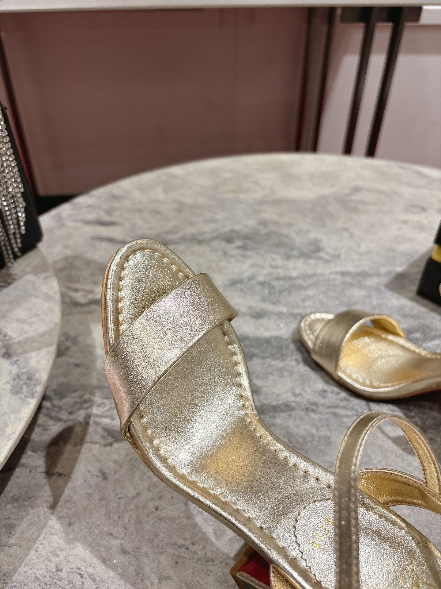 MISS JANE HEELED SANDALS 85MM IN GOLD-TONE CALFSKIN