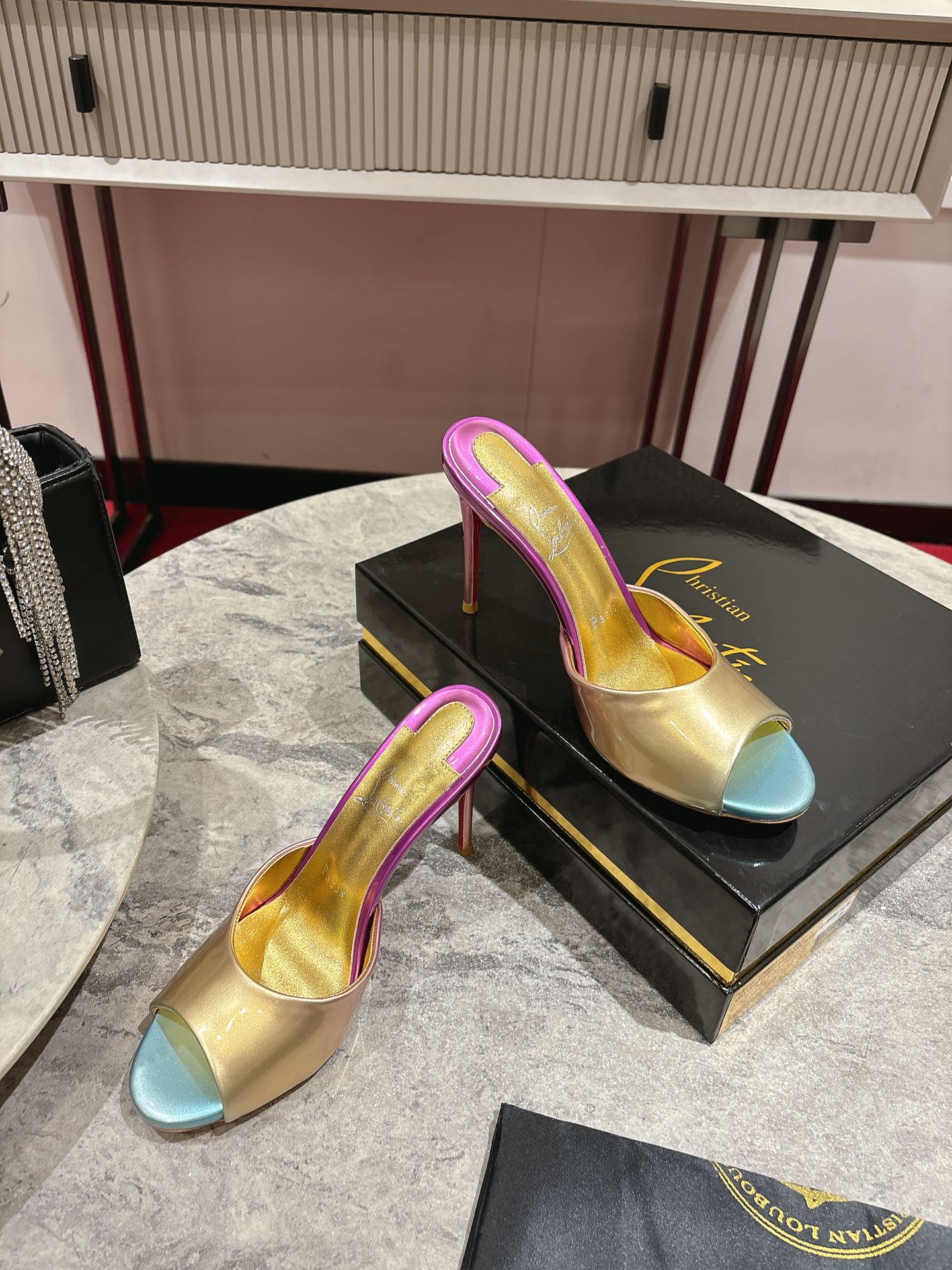 IRIDESCENT EFFECT MULES 100MM IN COLORFUL CALFSKIN