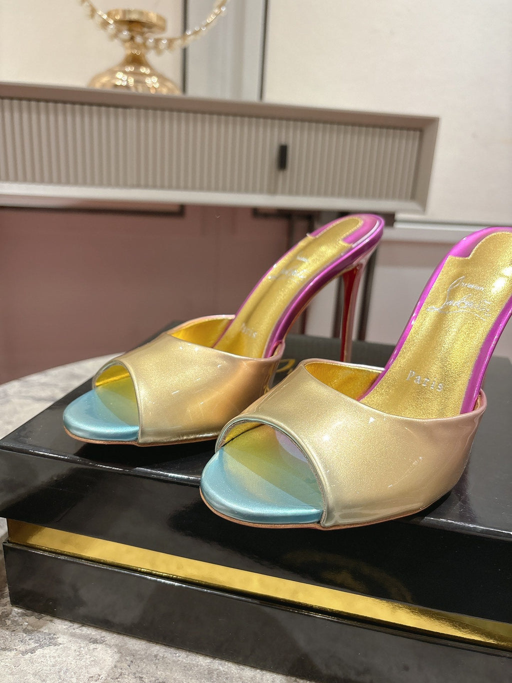 IRIDESCENT EFFECT MULES 100MM IN COLORFUL CALFSKIN