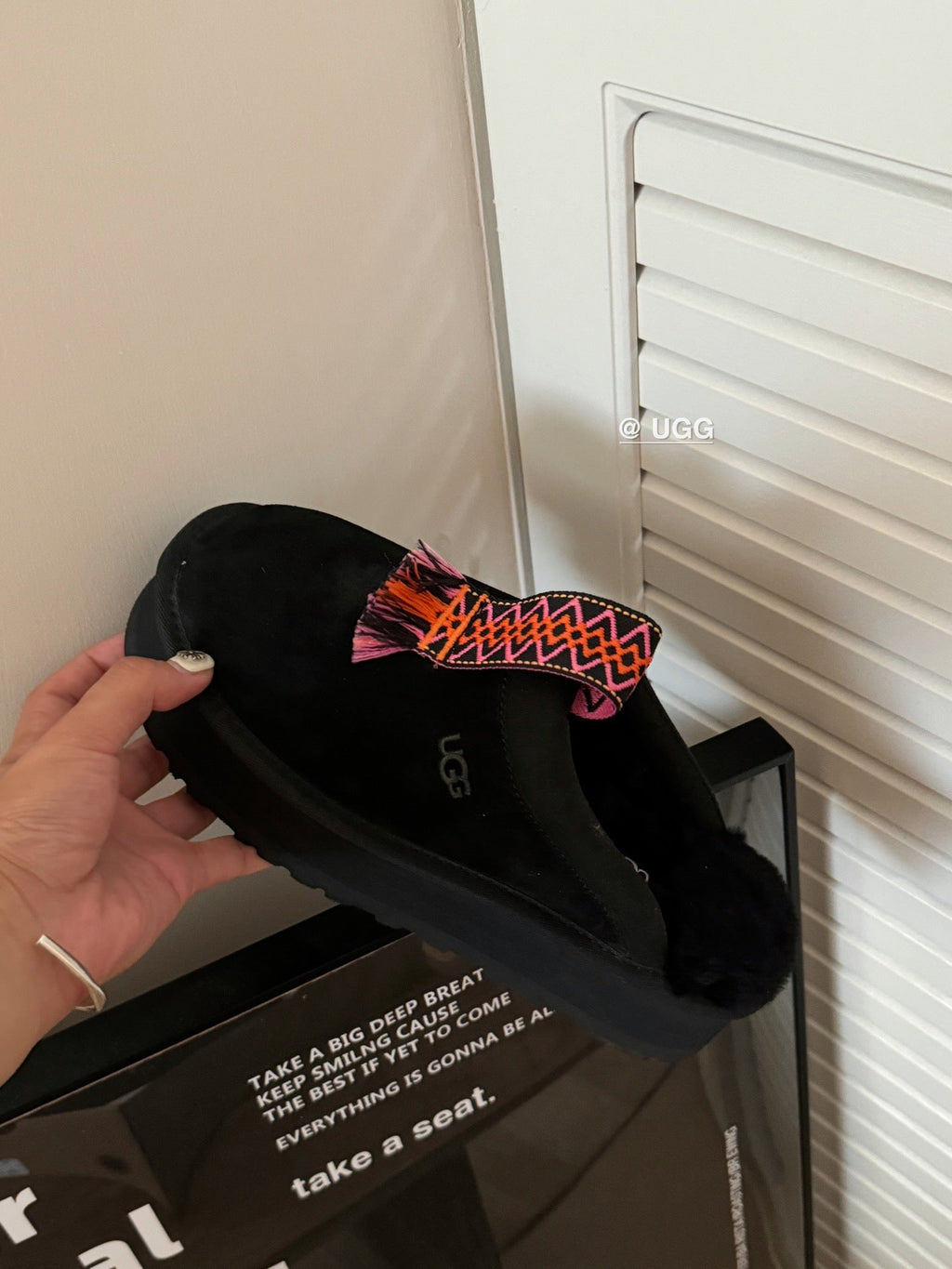 TAZZLE SLIPPER IN BLACK SUEDE