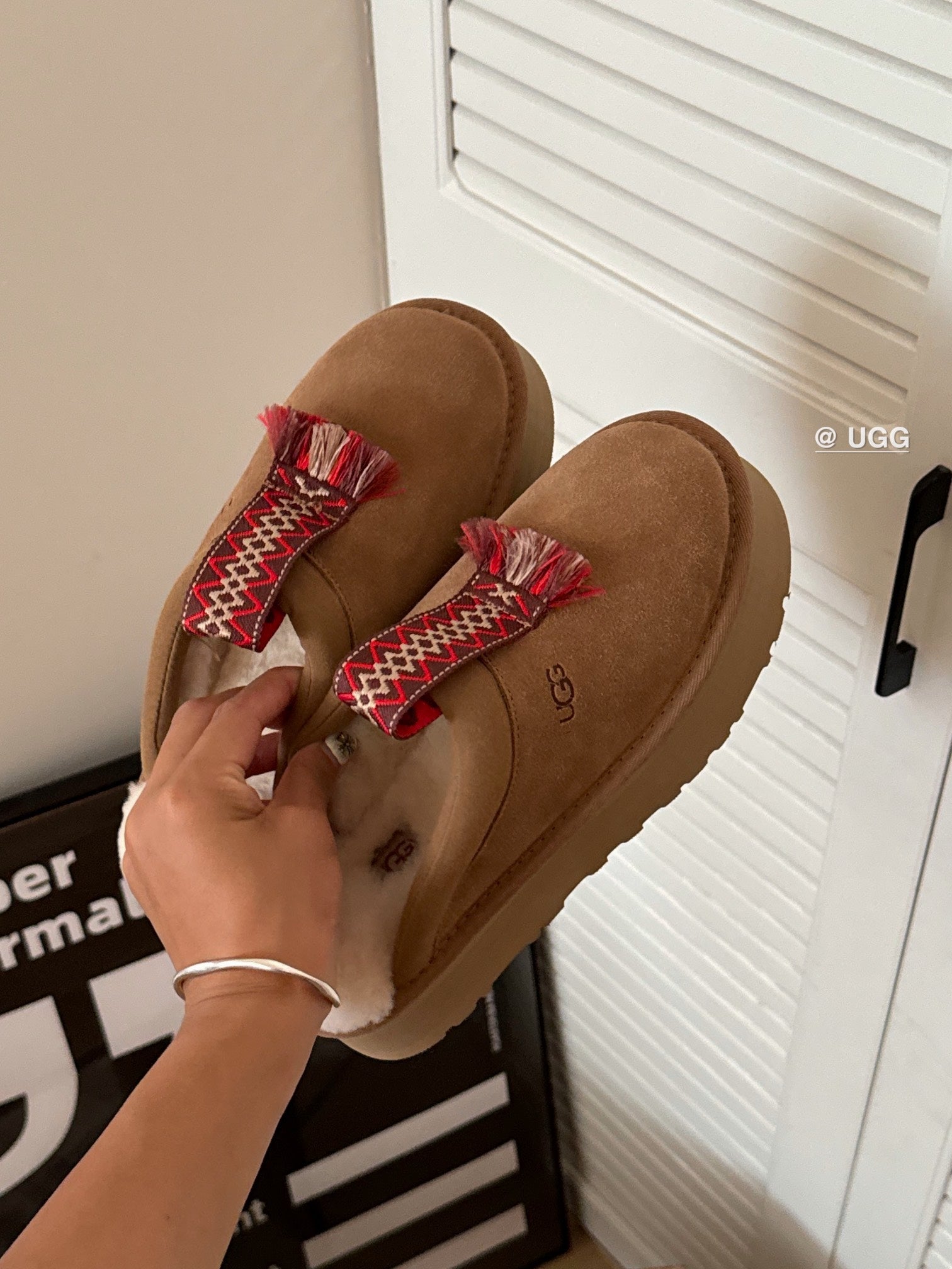 TAZZLE SLIPPER IN BRONZE BROWN SUEDE