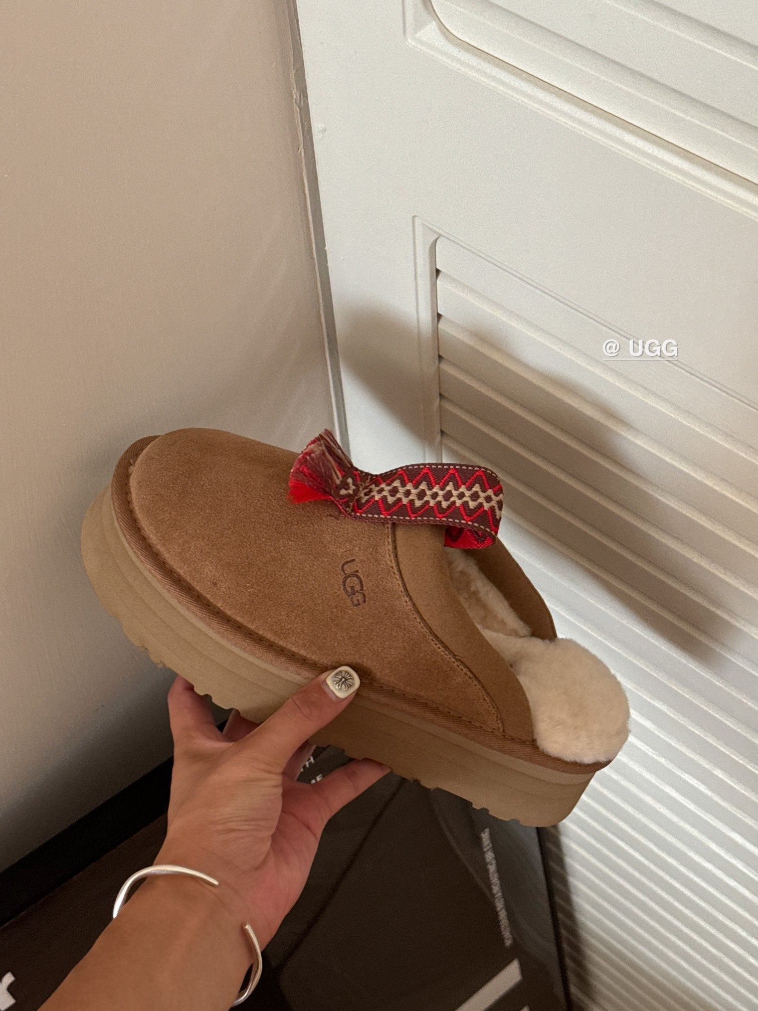 TAZZLE SLIPPER IN BRONZE BROWN SUEDE