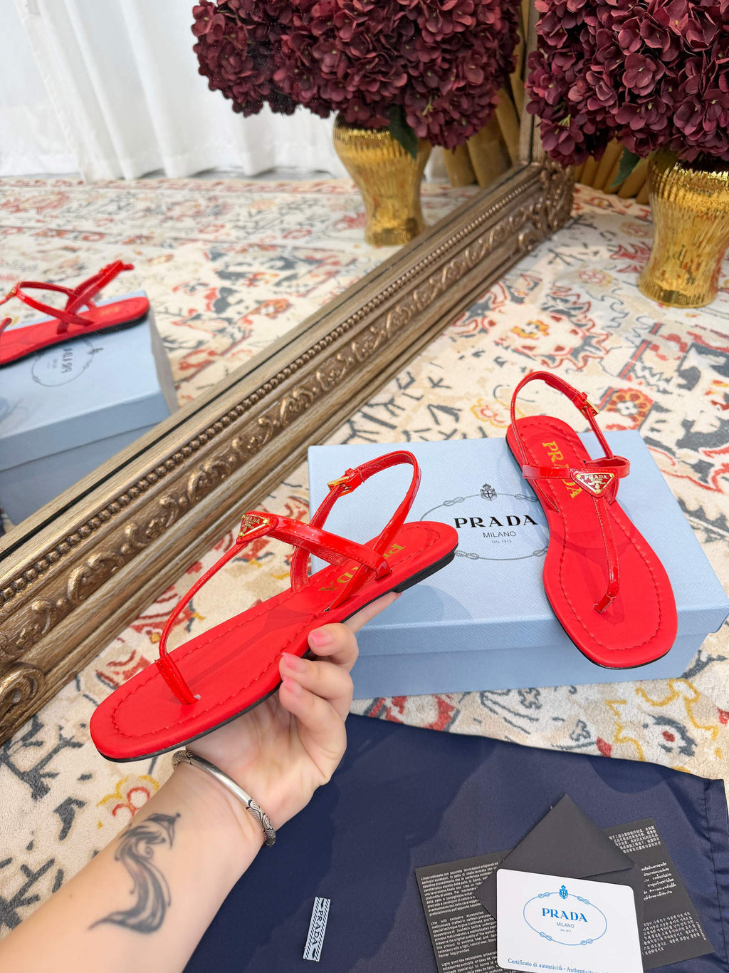 PRADA 26S THONG SANDALS IN RED CALFSKIN TRIANGLE LOGO