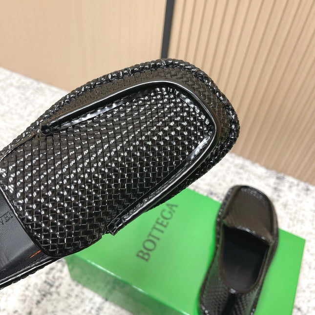 BOTTEGA VENETA 26S LOAFERS IN BLACK INTRECCIATO CALFSKIN