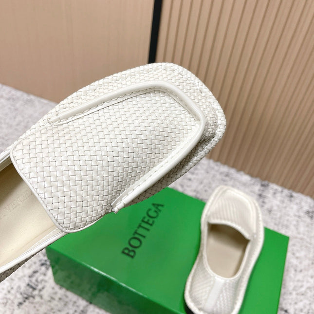 BOTTEGA VENETA 26S LOAFERS IN WHITE INTRECCIATO CALFSKIN
