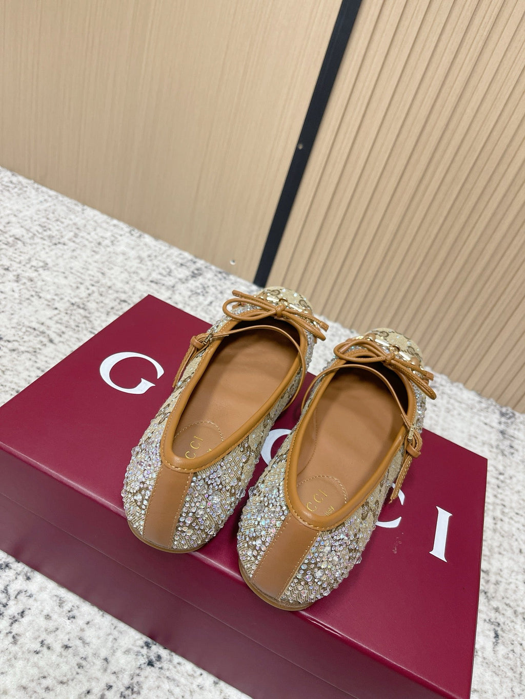 GUCCI 26S BALLET FLATS IN DARK BEIGE CANVAS WITH CRYSTALS