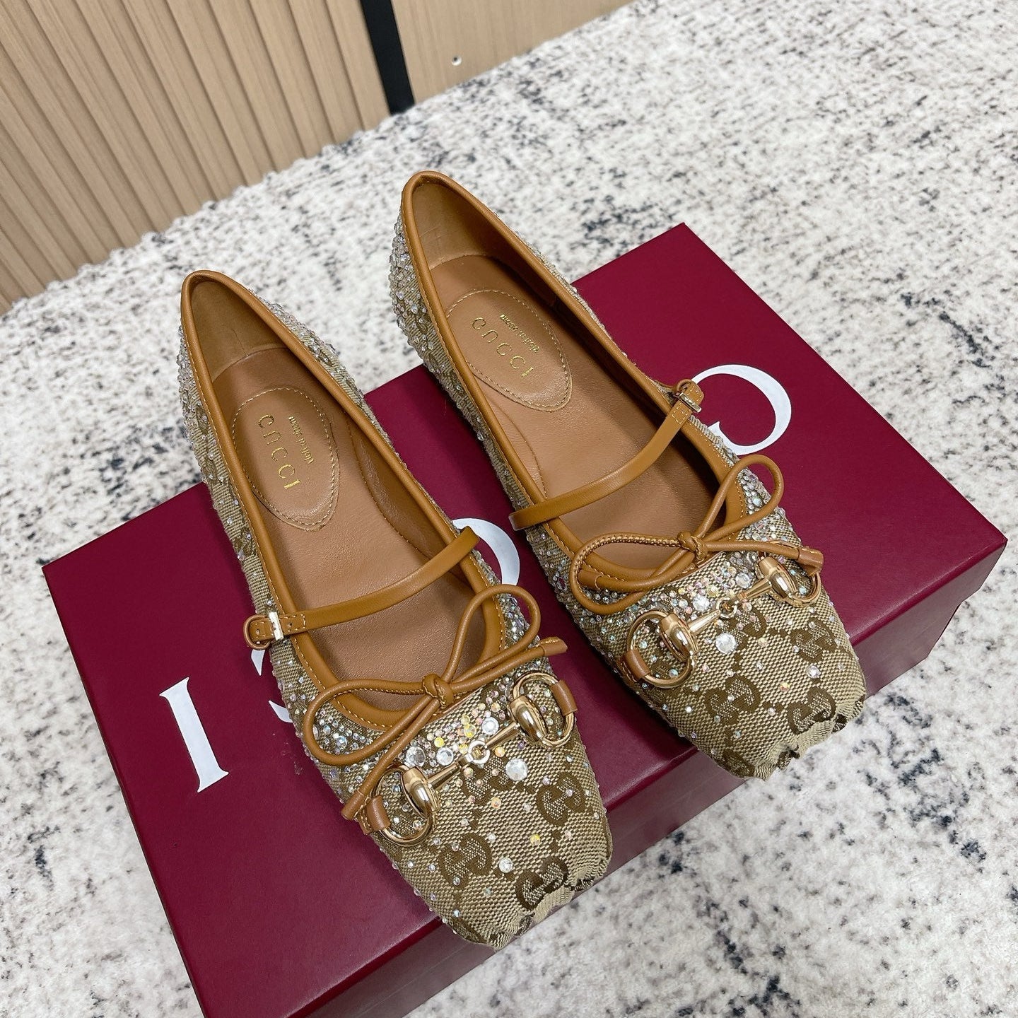 GUCCI 26S BALLET FLATS IN DARK BEIGE CANVAS WITH CRYSTALS