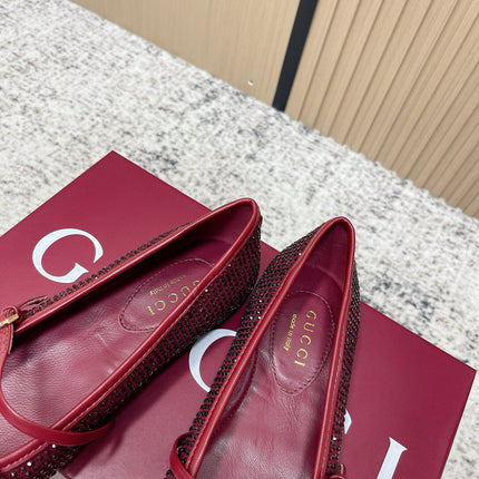 GUCCI 26S BALLET FLATS IN RED WITH CRYSTALS