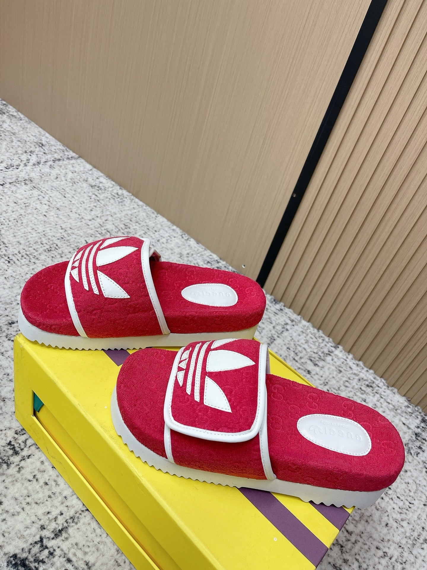 GUCCI 26S PLATFORM SLIDE SANDALS IN RED FABRIC